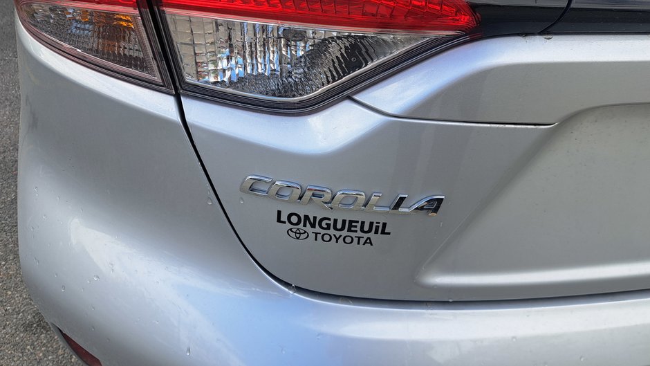 Toyota Corolla  2023-32