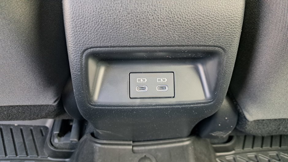 Toyota Corolla  2023-28