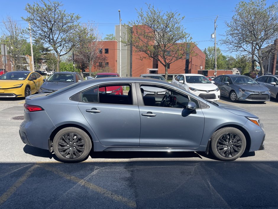 Toyota Corolla SE 2023-4