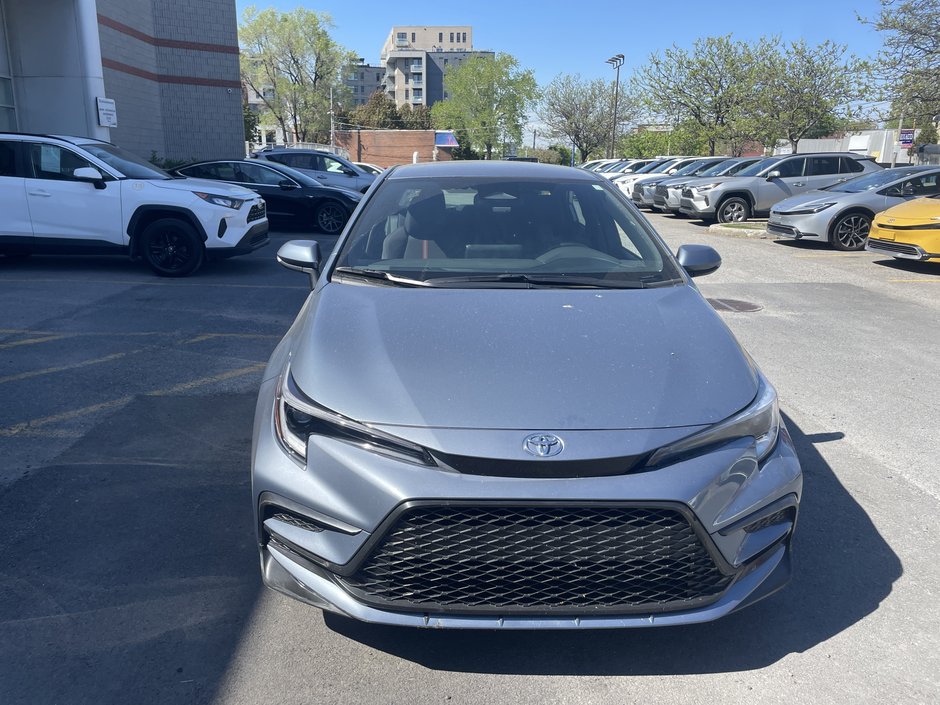 Toyota Corolla SE 2023-6