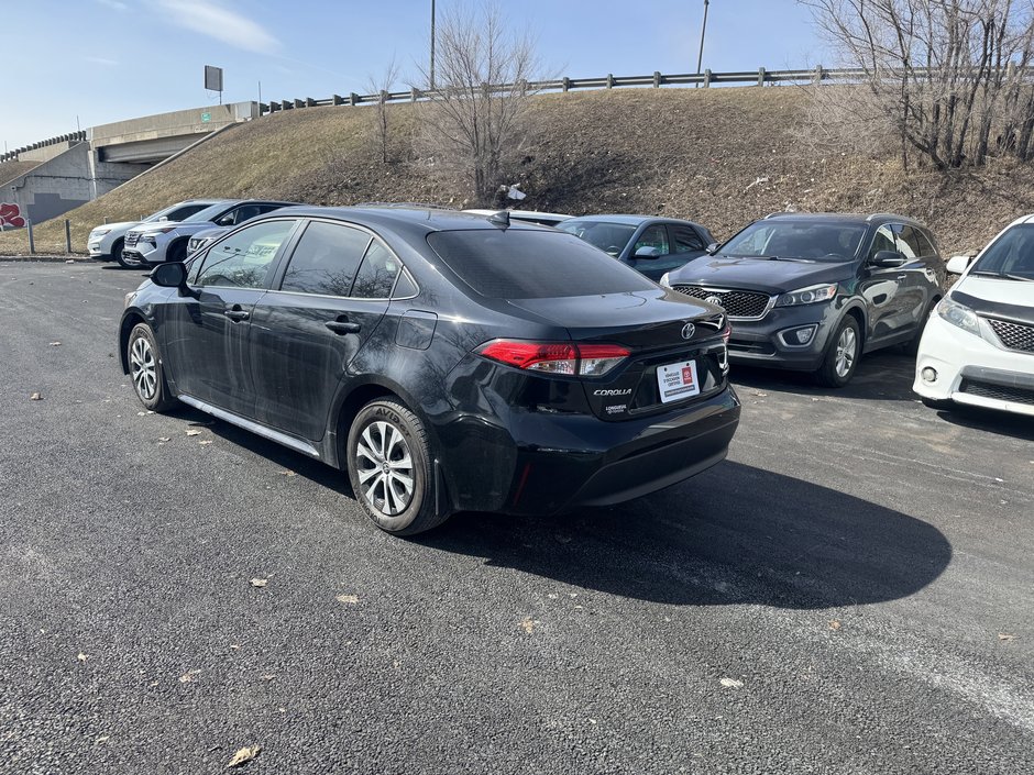 Toyota Corolla Hybrid LE 2024-4