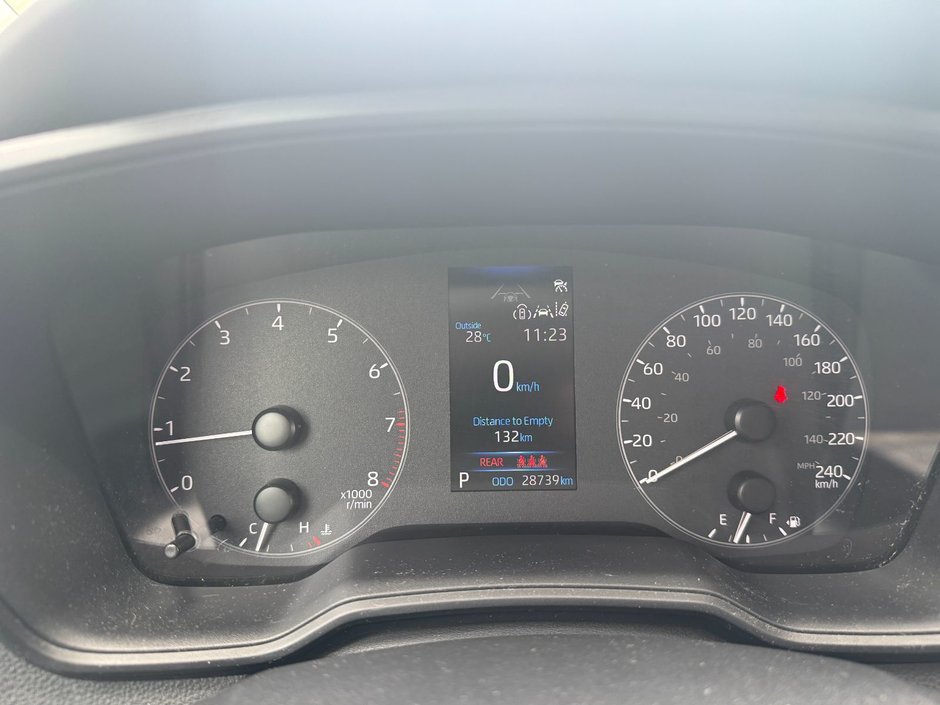 Toyota Corolla LE 2024-17