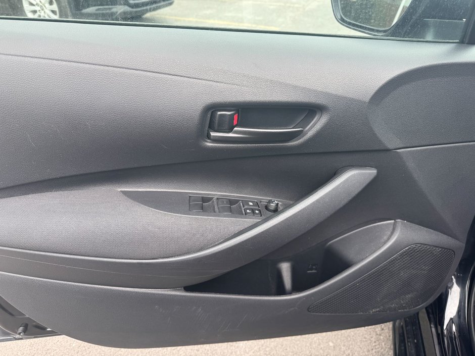 Toyota Corolla LE 2024-11