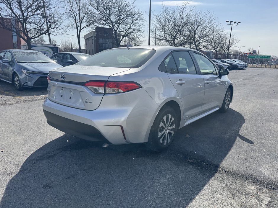 Toyota Corolla Hybrid LE 2025-3
