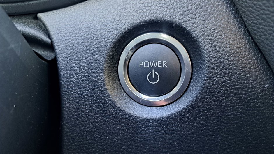 2025 Toyota Corolla AWD Hybrid LE-16