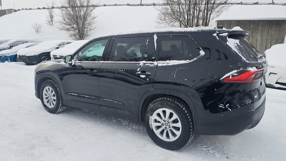 Toyota Grand Highlander XLE 2024-4