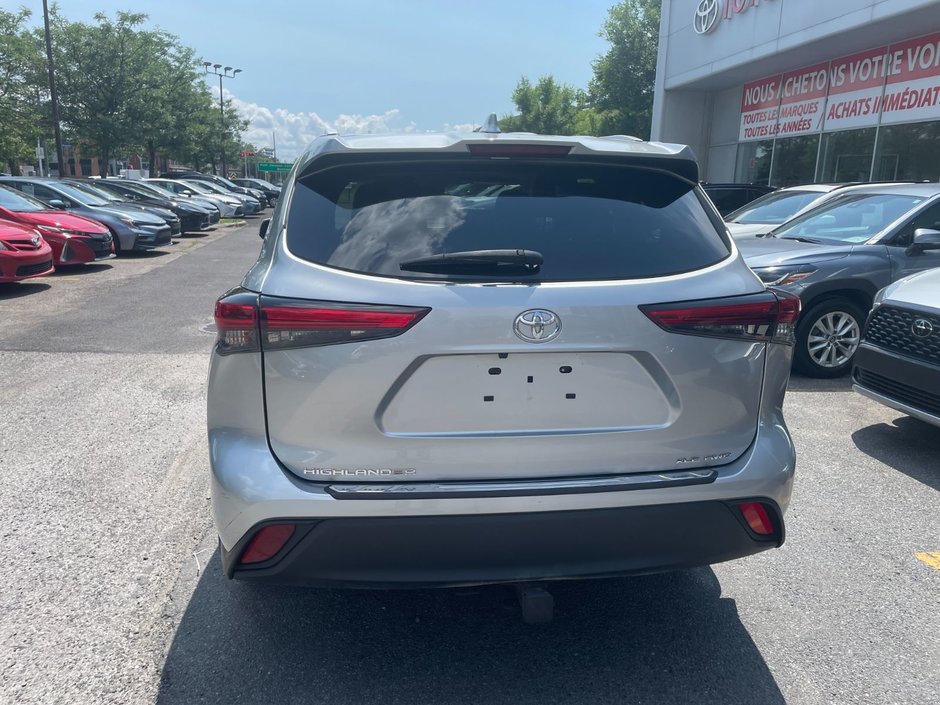 Toyota Highlander XLE 2023-3