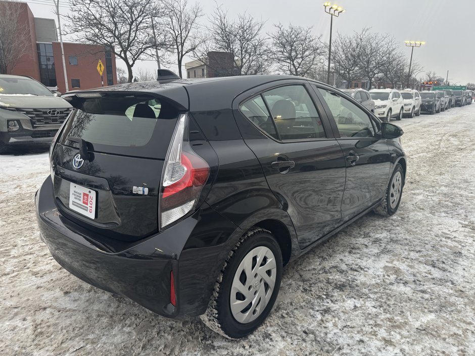 Toyota Prius c Upgrade 2019-14