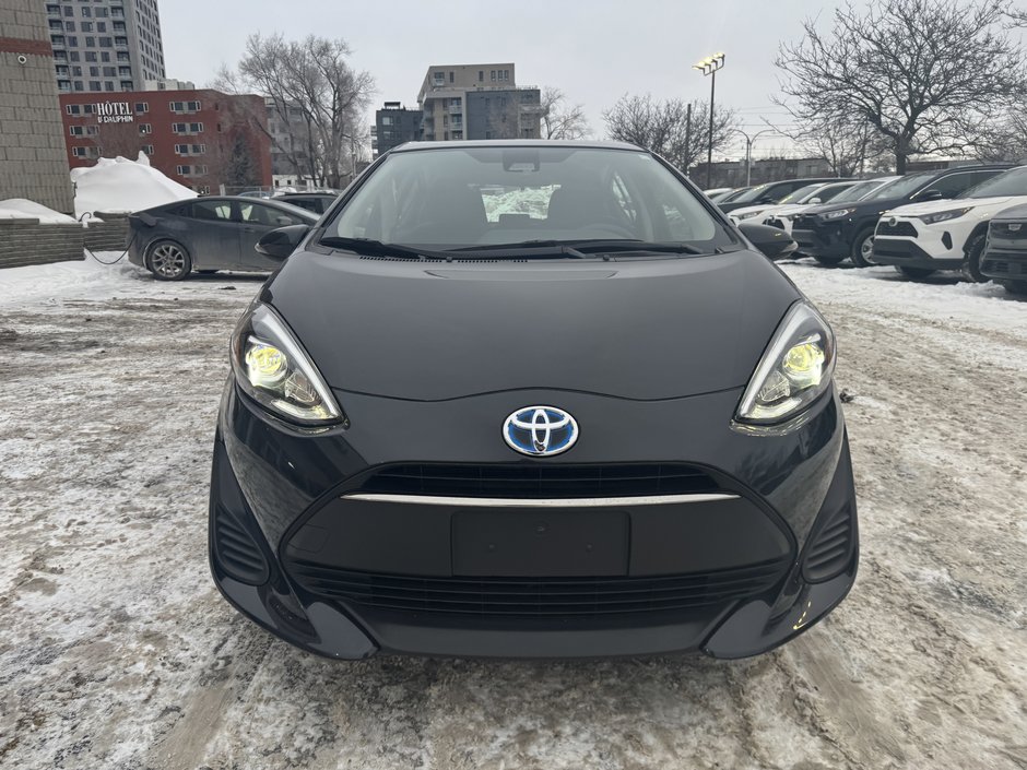 Toyota Prius c Upgrade 2019-11