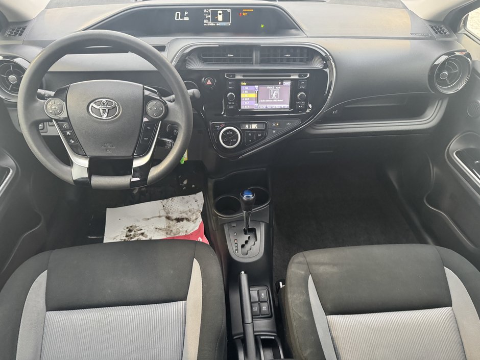 Toyota Prius c Upgrade 2019-12