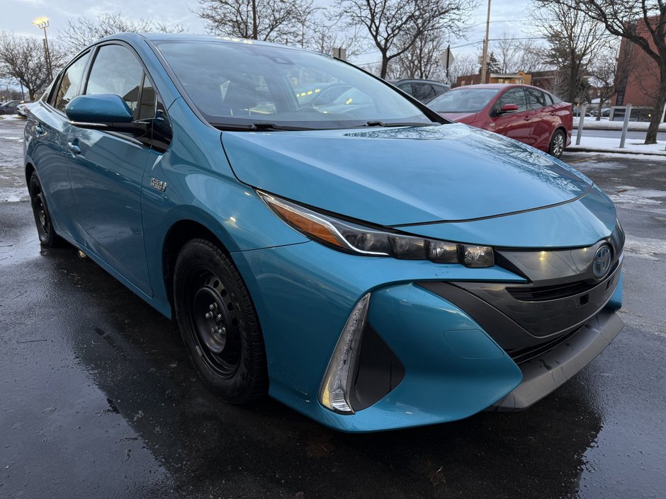 Toyota Prius Prime  2020-7