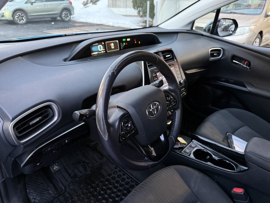 Toyota Prius Prime  2020-12