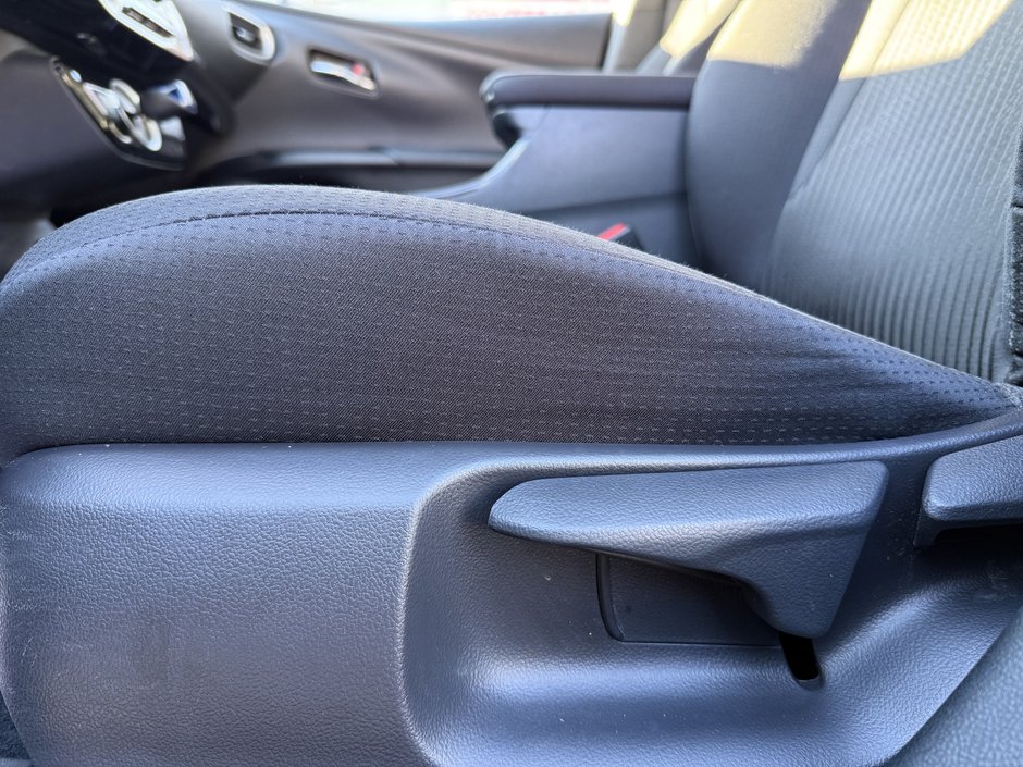 Toyota Prius Prime  2021-9