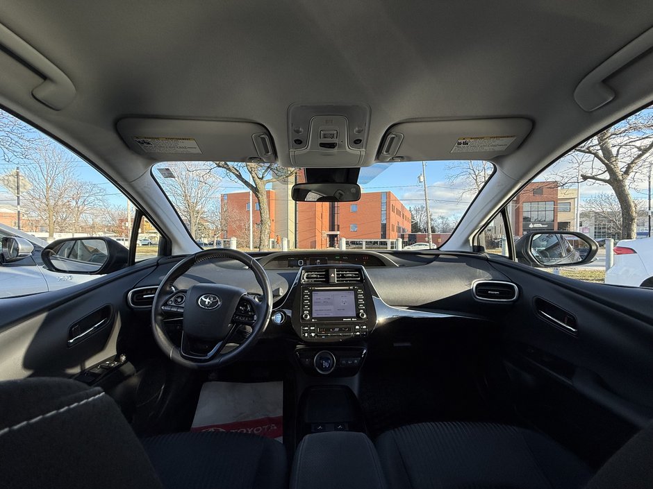 Toyota Prius Prime  2021-37