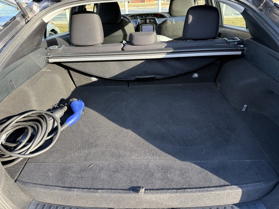 Toyota Prius Prime  2021-39