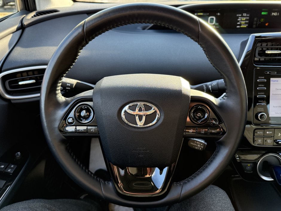 Toyota Prius Prime  2021-13