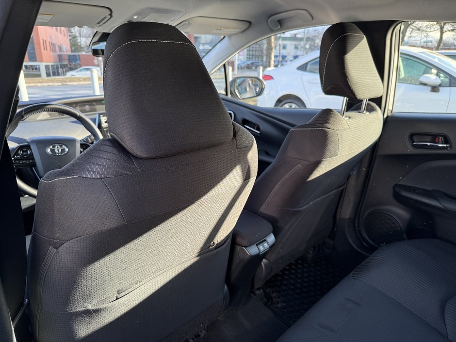 Toyota Prius Prime  2021-35