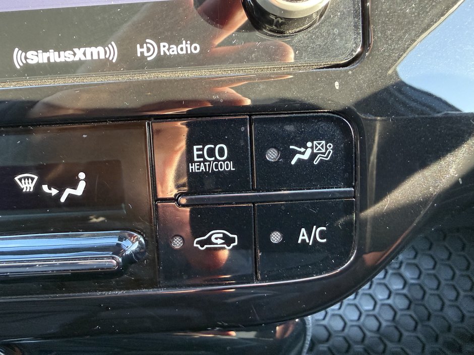 Toyota Prius Prime  2021-30