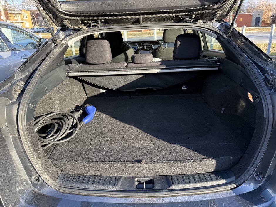 Toyota Prius Prime  2021-38