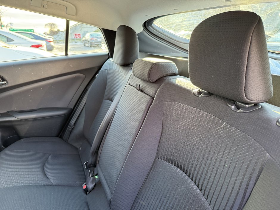 Toyota Prius Prime  2021-34