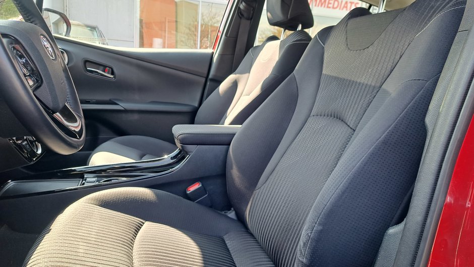 2021 Toyota Prius Prime-8
