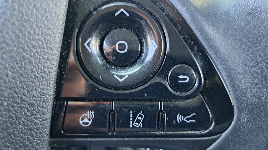 2021 Toyota Prius Prime-11