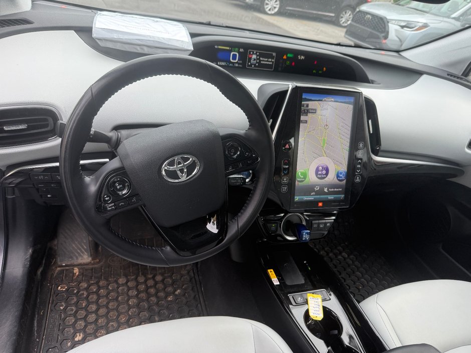 2022 Toyota Prius Prime Upgrade-9