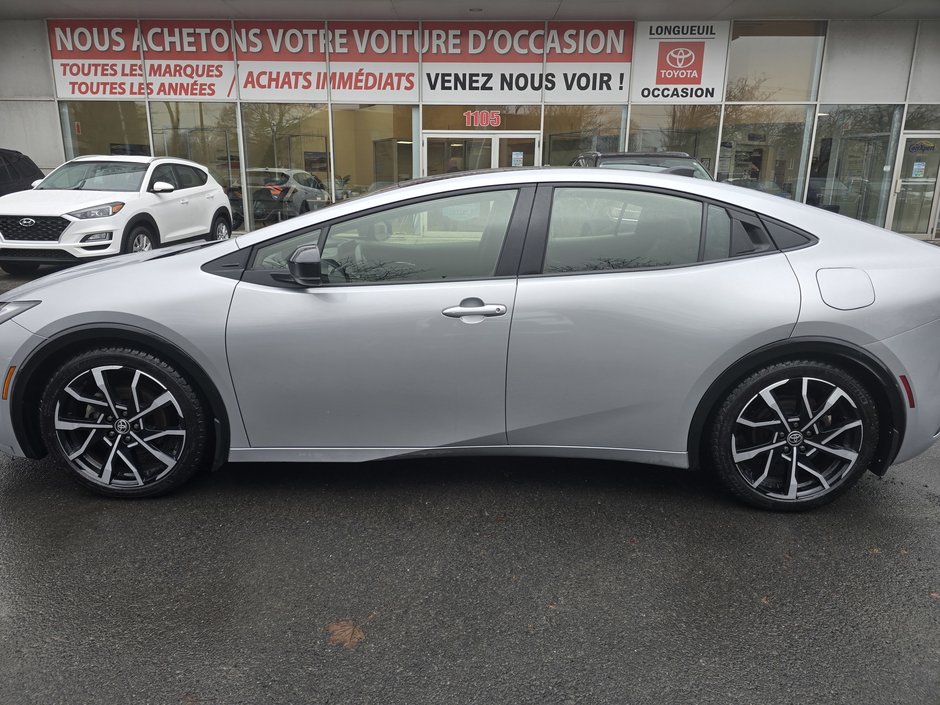 Toyota Prius Plug-in Hybrid XSE 2023-3