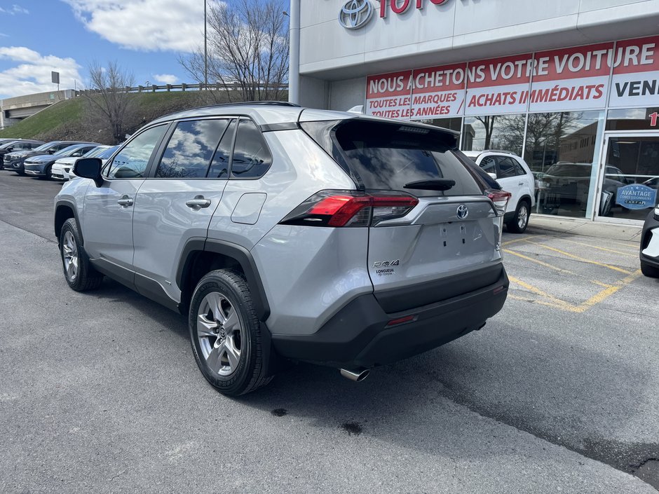 2022 Toyota RAV4 Hybrid XLE-2
