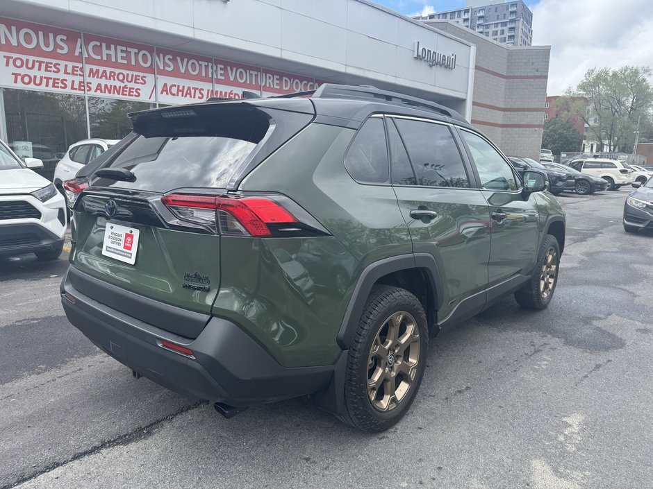2024 Toyota RAV4 XLE HYBRIDE-6