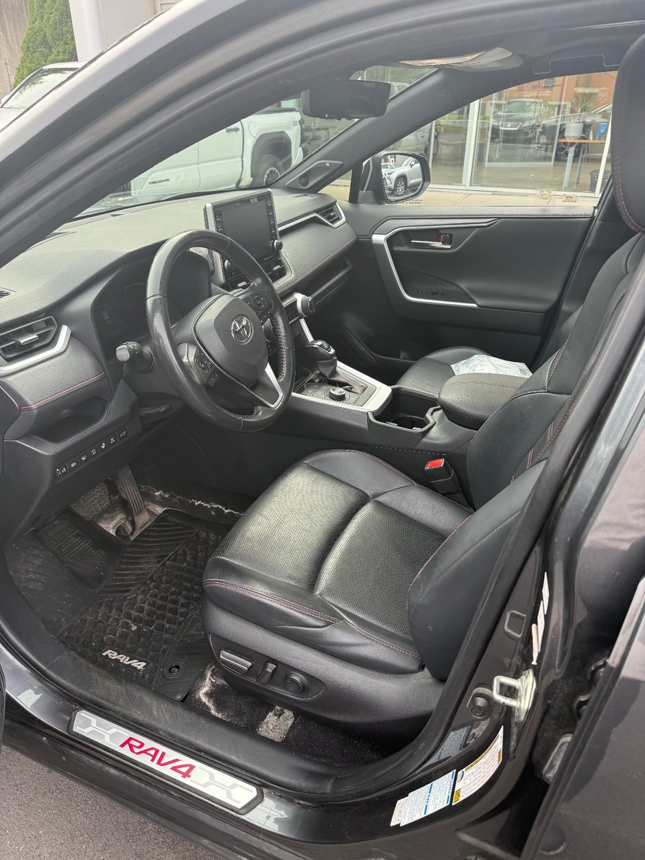 Toyota RAV4 Prime XSE 2022-8