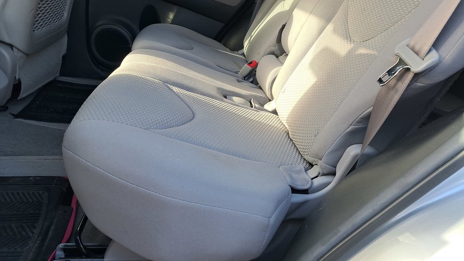 Toyota RAV4 Limited 2009-24