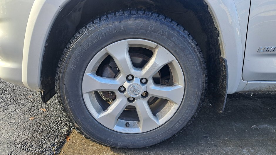 Toyota RAV4 Limited 2009-34