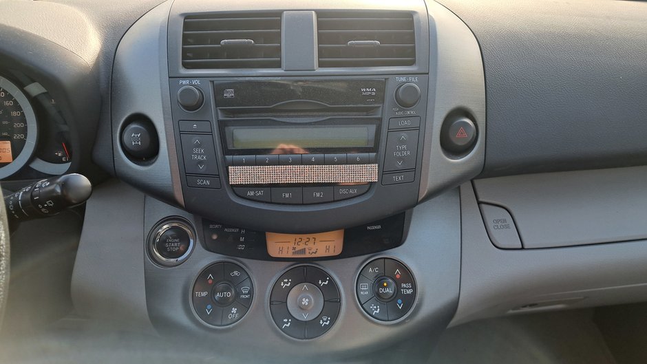 Toyota RAV4 Limited 2009-17