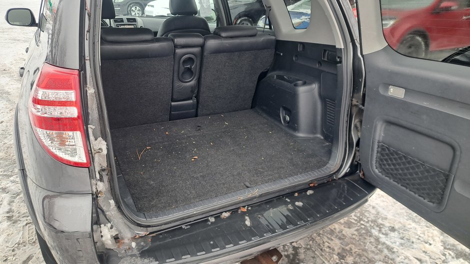 2009 Toyota RAV4 Sport-31