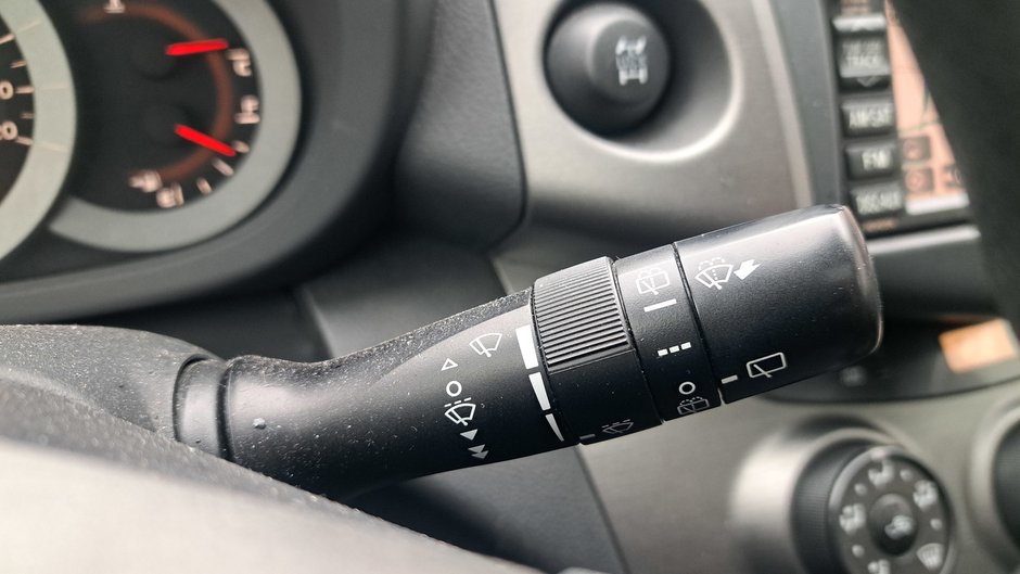 2009 Toyota RAV4 Sport-14