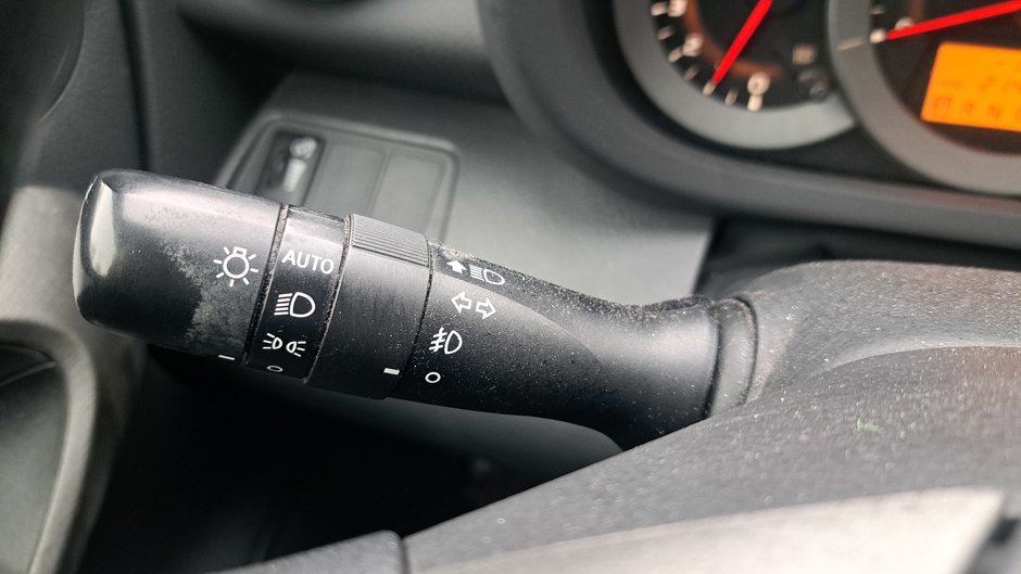 2009 Toyota RAV4 Sport-16