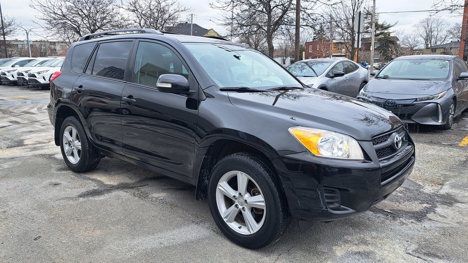 Toyota RAV4 Base 2010-1