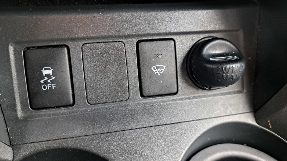 Toyota RAV4 Base 2010-17