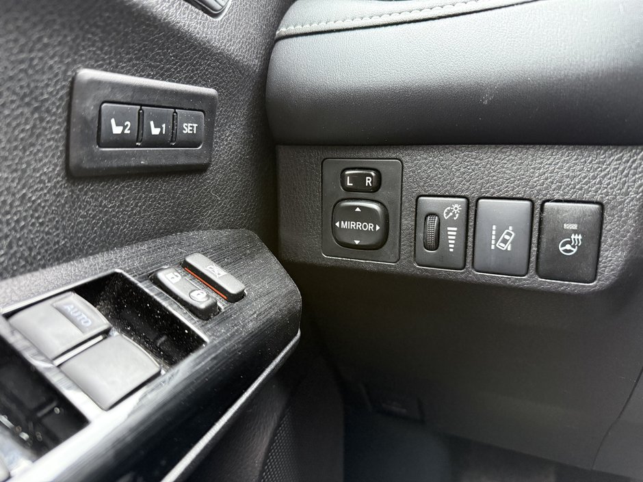 Toyota RAV4 Limited 2016-11