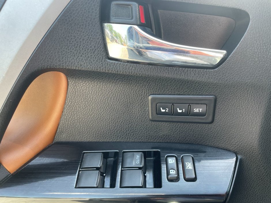 2016 Toyota RAV4 Limited-12