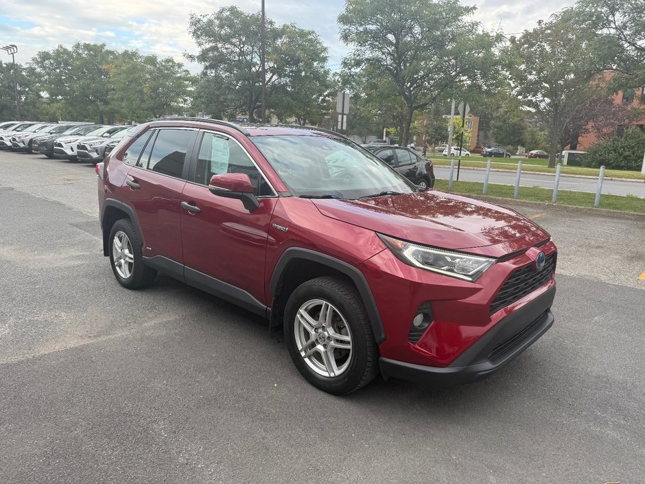 2020 Toyota RAV4 Hybrid XLE-6