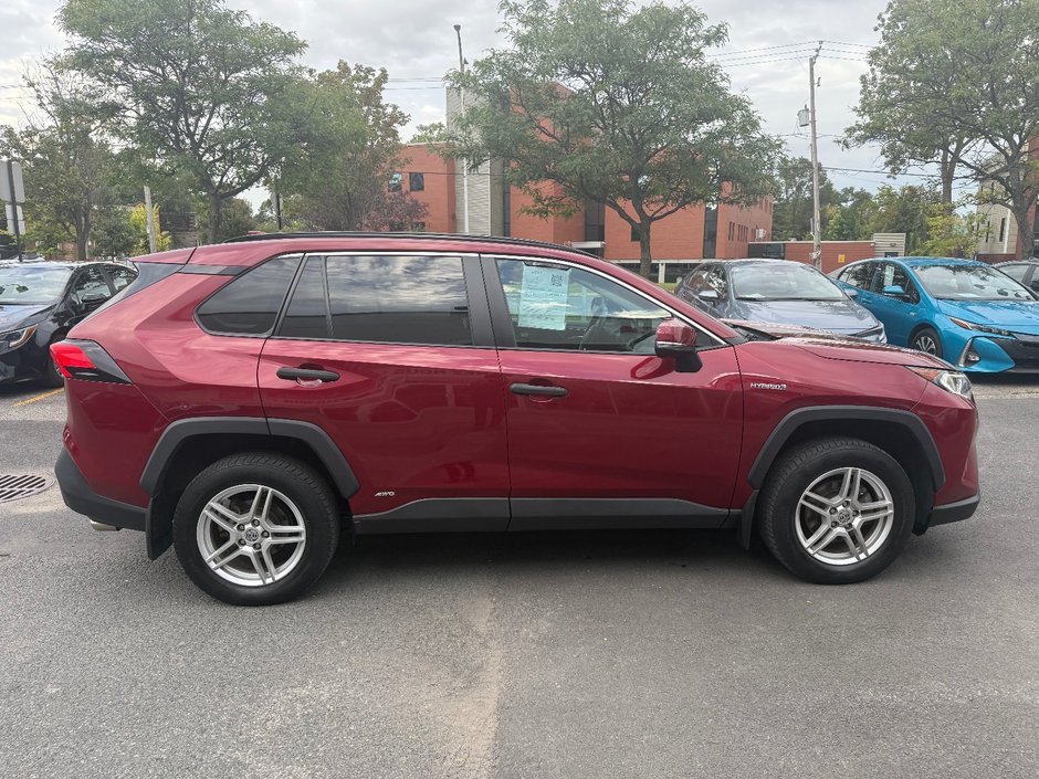 2020 Toyota RAV4 Hybrid XLE-5