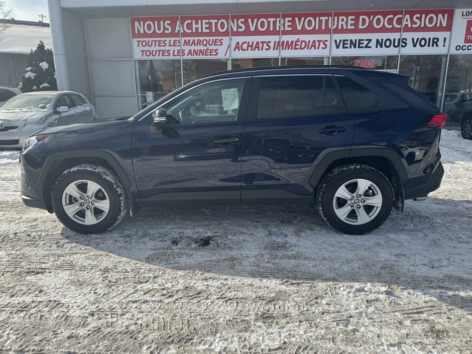 Toyota RAV4 XLE 2021-9