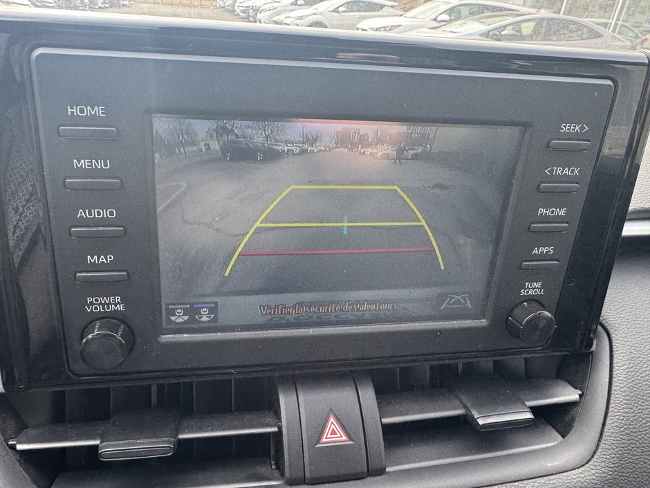 Toyota RAV4 XLE 2021-11