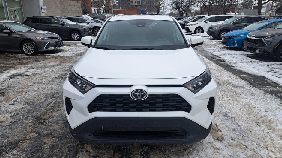2024 Toyota RAV4 LE-31