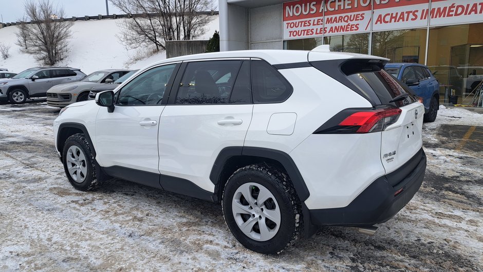 2024 Toyota RAV4 LE-4