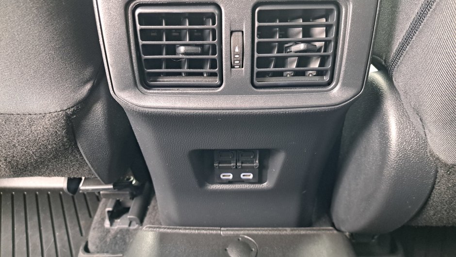 Toyota RAV4 Hybrid LE 2024-27