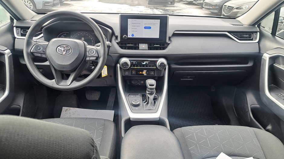 Toyota RAV4 Hybrid LE 2024-28