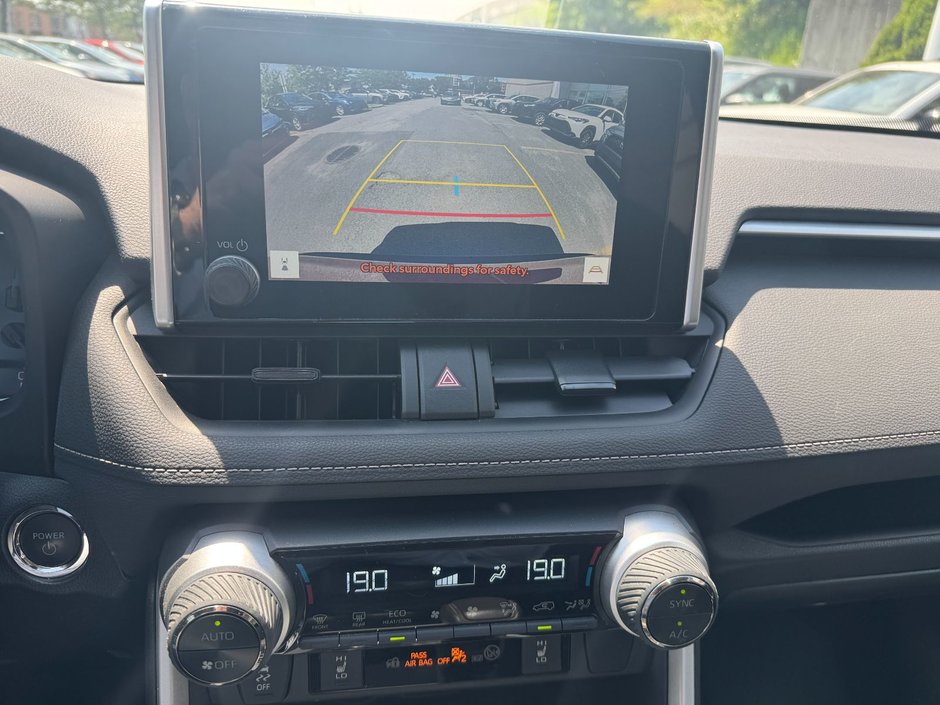 2024 Toyota RAV4 Hybrid XLE-15
